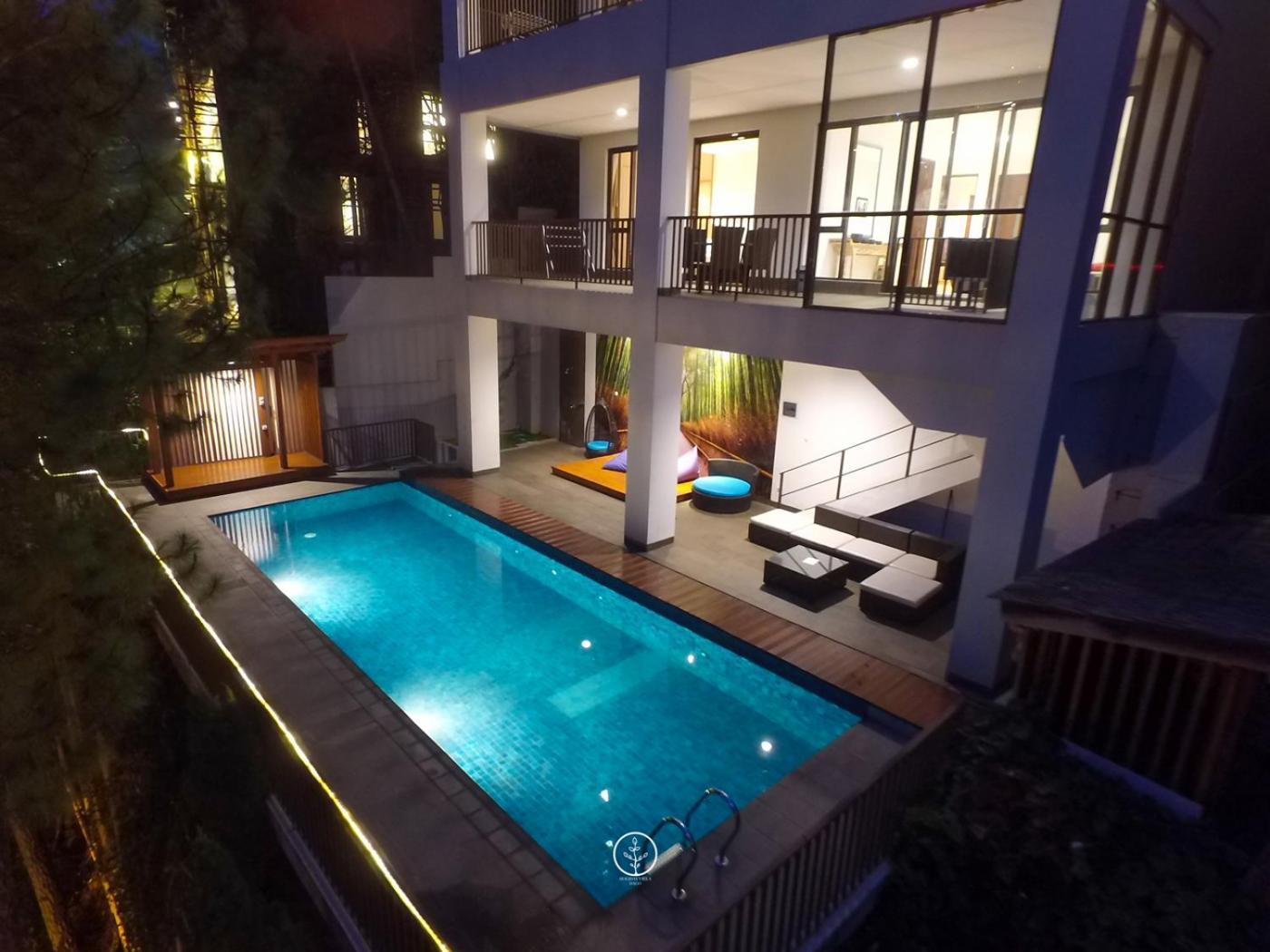 Narwastu Hill View Villa 6 Bedrooms With A Private Swimming Pool Bandung Kültér fotó