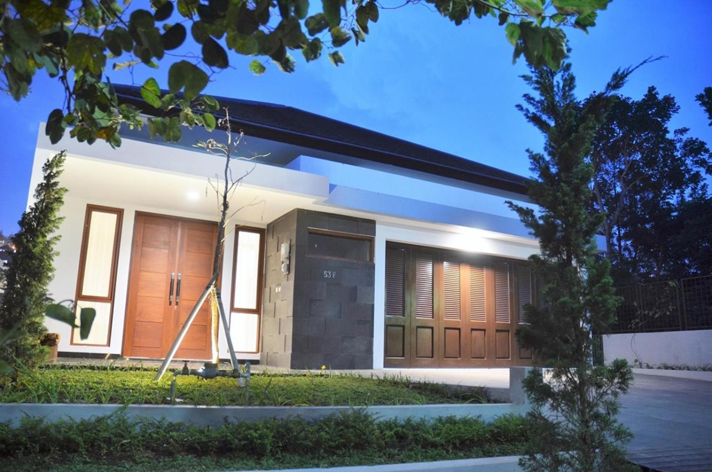 Narwastu Hill View Villa 6 Bedrooms With A Private Swimming Pool Bandung Kültér fotó